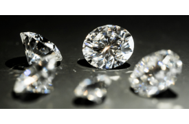 The Ultimate Moissanite Buying Guide